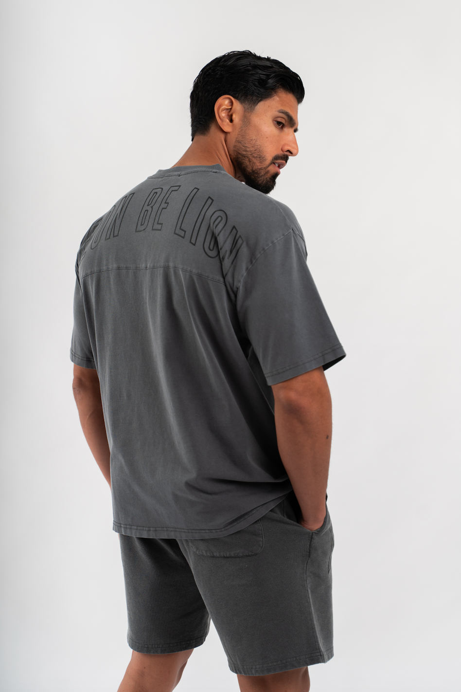 T-Shirt LNGU Gris Foncé - Oversize